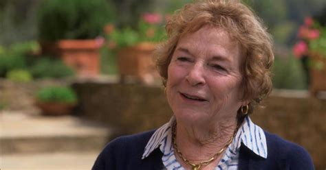 Under the Tuscan sun with author Frances Mayes - CBS News