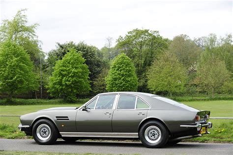 1974 Aston Martin Lagonda Series I | Aston Martin | SuperCars.net