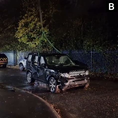 Luxury Land Rover found in Tipton canal lock was 'stolen, driven to water and pushed in' | motor ...