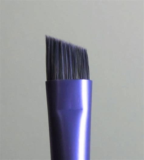 Beyond Just Beauty: Best Affordable Makeup Brushes, Updated!