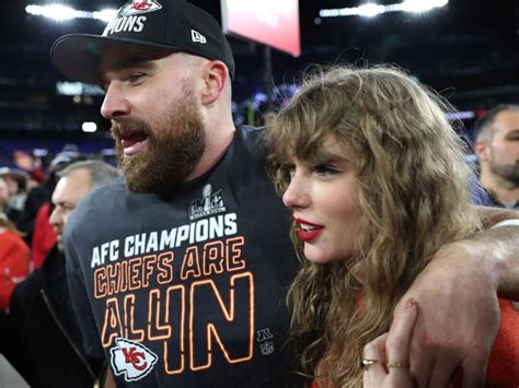 Taylor Swift & Travis Kelce's Super Bowl Engagement: The Latest