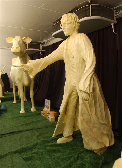 A Look at the Iowa State Fair’s Butter Sculptures, From FDR to Garth Brooks -ARTnews - Super News