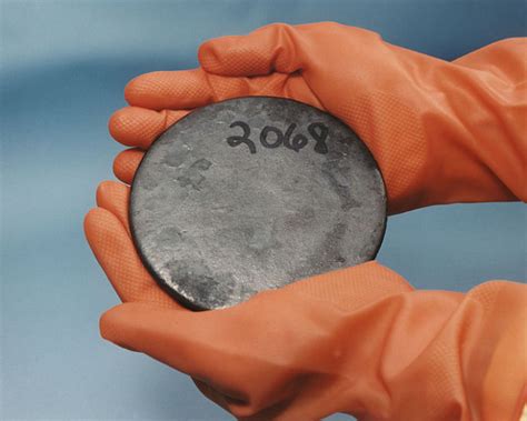 15 Intriguing Facts About Uranium | A Weak Radioactive Metal - RankRed