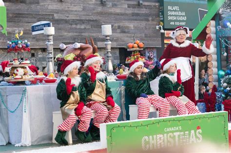 11 Tips for Visiting the Santa Claus Parade in Toronto