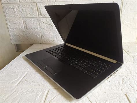 HP 14 AMD A4-9125 amd radeon r3 ram 4gb ssd 128gb - jualinlaptop.id