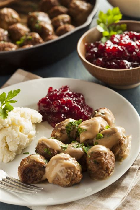 authentic Swedish Meatballs recipe | old-fashioned recipe, with sauce