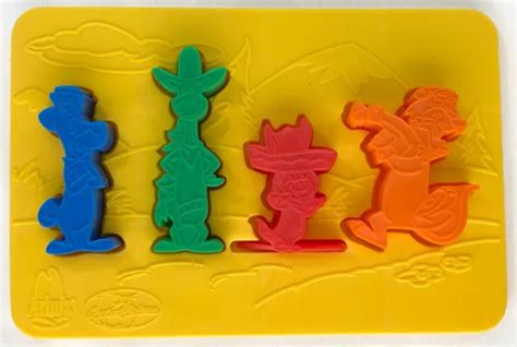 1995 VINTAGE YOGI Bear Tray Puzzle Hanna Barbera Arby's Kids Meal Toys $9.98 - PicClick