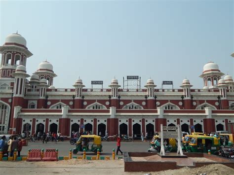 Historic Charbagh Railway Station Lucknow Editorial Stock Image - Image ...