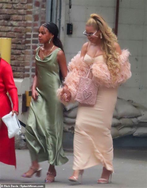 Beyonce and Blue Ivy get glam for the NYC wedding of Jay-Z's mother in ...