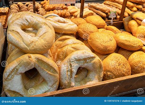 Bakery in the Supermarket. Bread on the Counter in the Store Stock ...