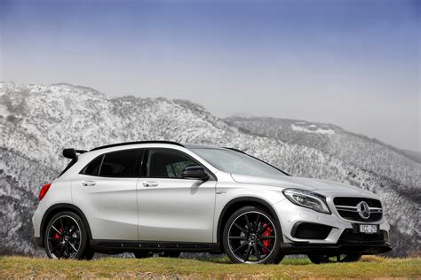 Mercedes-Benz GLA45 AMG Review - photos | CarAdvice