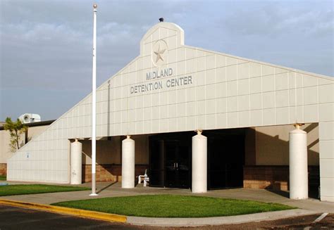 Midland County celebrates fully-staffed jail