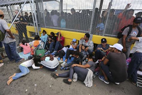 As Matamoros tent camp swells, Mexican officials pressure migrants to ...