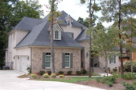 BC93 ARH Asheville Plan (Exterior 28) Fascia and Soffit = SW7632 Modern Gray