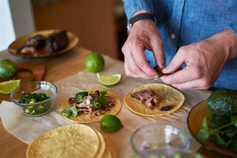 Cinco de Mayo Traditions to Get Your Party Started | Reader's Digest