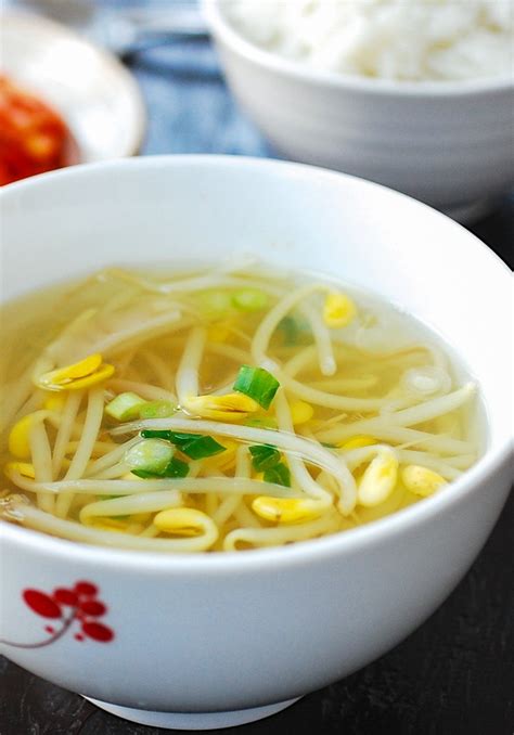 Kongnamul Guk (Soybean Sprout Soup) - Korean Bapsang