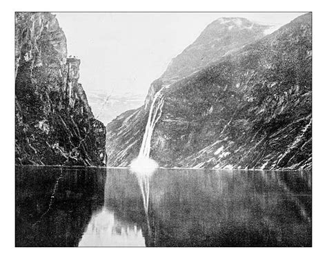 20+ Fjords Waterfall Stock Illustrations, Royalty-Free Vector Graphics ...