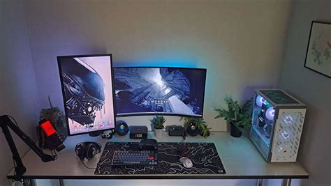 Black and White Gaming Setup by Nihileon on DeviantArt