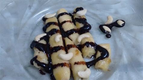 Fried Banana Split with Chocolate Syrup - The Masala Route