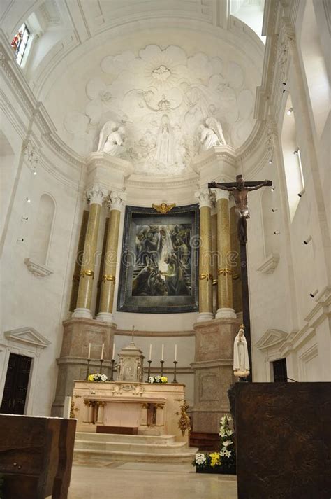 Fatima, 23th July: Church Interior Details from the Sanctuary of Our ...