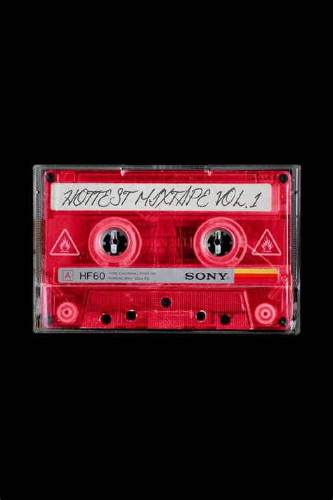 Cassette Tape Mockup - TuomoDesign | Графический дизайн, Графические ...