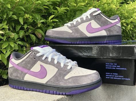 Nike Dunk SB Low Purple Pigeon