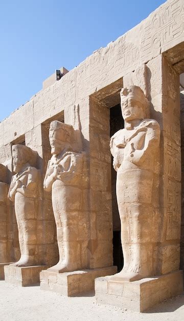 Free Photo | Statues in karnak temple