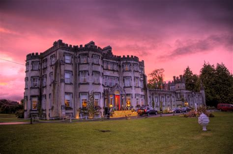 Ballyseede Castle at Sunset | Eric Gilbertsen | Flickr