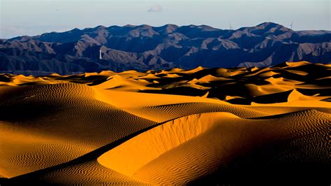 Stunning view of China's fourth largest desert - CGTN