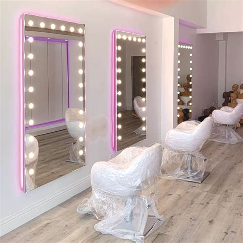 Beauty Salon Mirror with lights in Los Angeles | Beauty room design, Salon suites decor, Salon ...