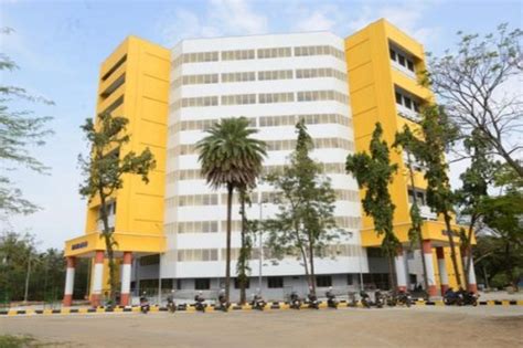 IIT Madras Inaugurates Hostel That Can Accommodate 1,200 Students - Education Bytes