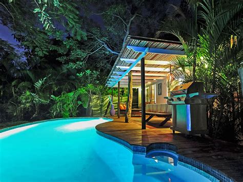 Worth The Splurge: 10 Luxury HomeAway & Vrbo Rentals In Costa Rica ...