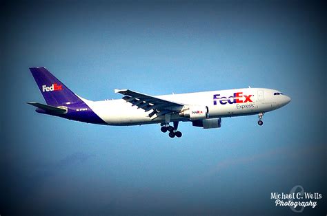 Michael C. Wells Photography: FedEx Plane