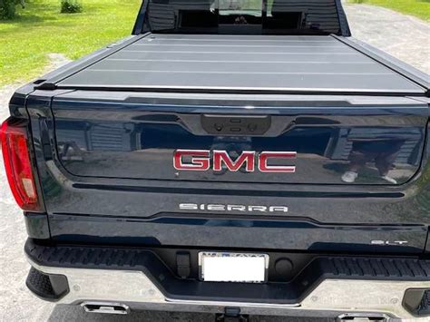 2023 GMC Sierra 1500 Bed Cover For Your Truck - Peragon®