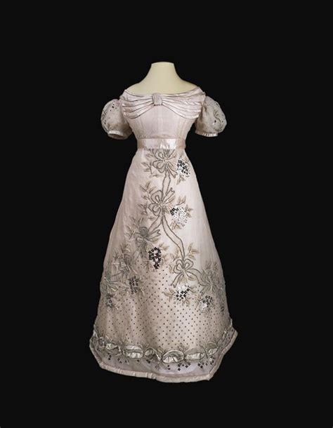 Ball Dress of Princess Z.I. Yusupova Russia, St Petersburg, 1826-1827 | Ball dresses, Ball gowns ...