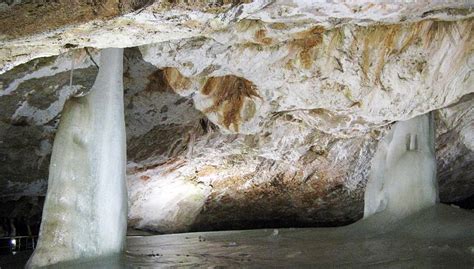 UNESCO Dobsinska Ice Cave & Manor House Markusovce | Tatra Mountains Tours