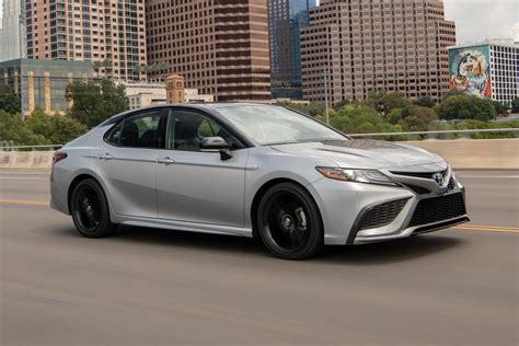 Toyota Camry 2022 Hybrid Price