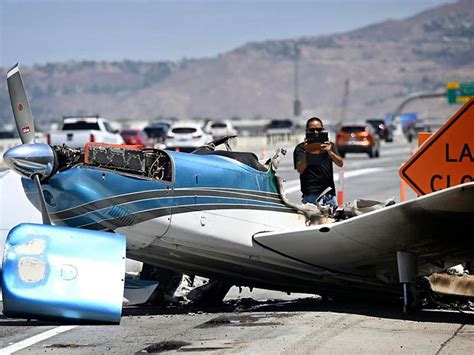 2 escape after plane lands on Southern California freeway - The Hemet & San Jacinto Chronicle