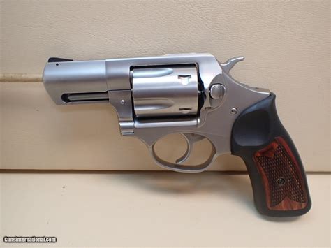 Ruger SP101 .38 Special 2.25" barrel Stainless Steel Revolver w/Holster ***SOLD***