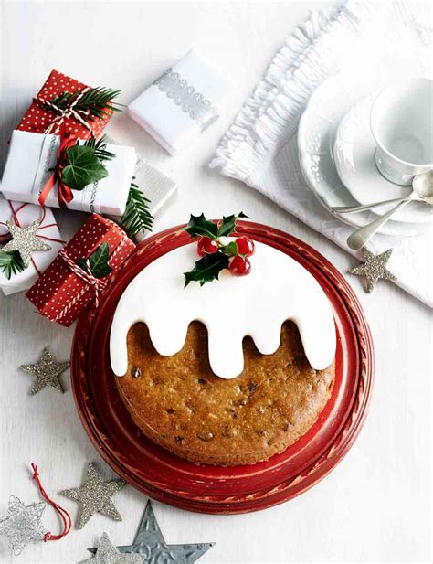 Tropical Christmas pudding cake | Sainsbury's Magazine