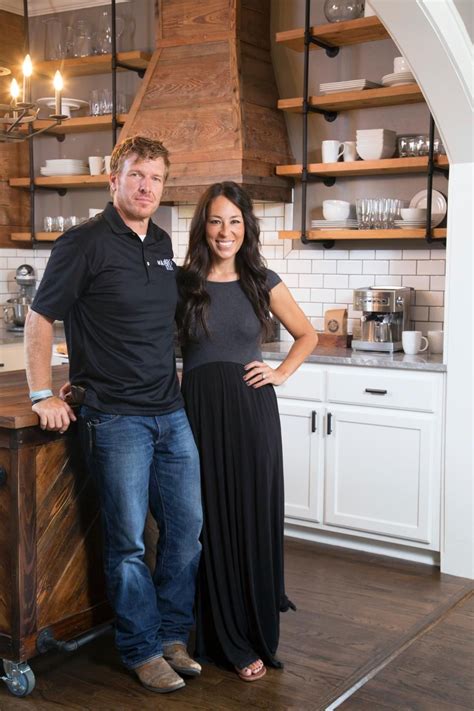 Take a Tour of Chip and Joanna Gaines's Shiplap-Filled Farmhouse ...