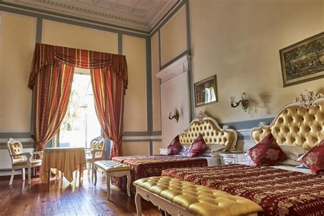 VILLA ROYAL | ⋆⋆⋆ | FLORENCE, ITALY | SEASON DEALS FROM €140