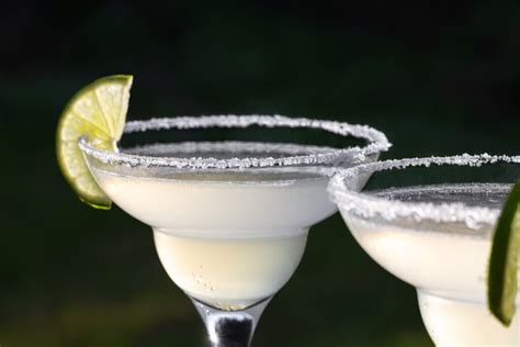 Mexican Margarita - A Refreshing Tropical Cocktail