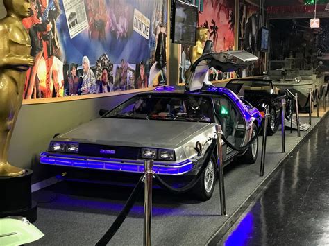 1981 DeLorean DMC-12 | Volo Museum