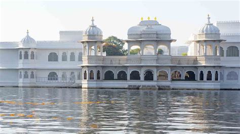 Lake Palace | World's greatest palaces you can stay in