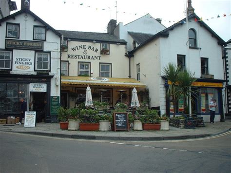 The Farmers Arms, Ulverston © Adie Jackson cc-by-sa/2.0 :: Geograph ...