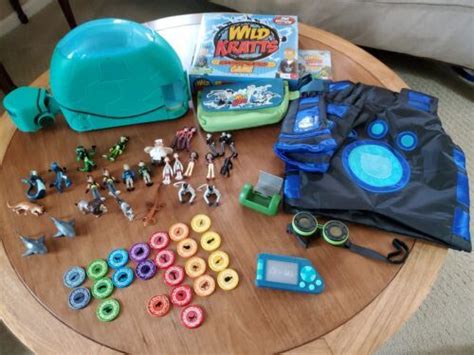 Wild Kratts Tortuga Playset, costume, games, figures and discs ...