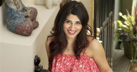 Shashaa Tirupati (Singer) Biography, Photos, height, weight, Age, Date of birth, Family, Wiki ...