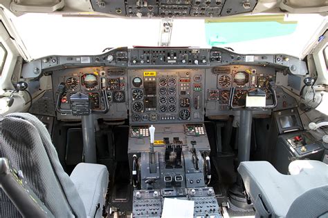 Iran Air Airbus A300 cockpit - Flightcon.net