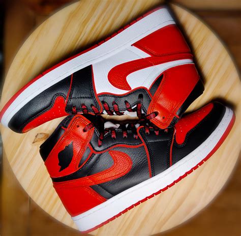 [Custom] The Bred / Bred Toe Bloodline AJ1 : Sneakers